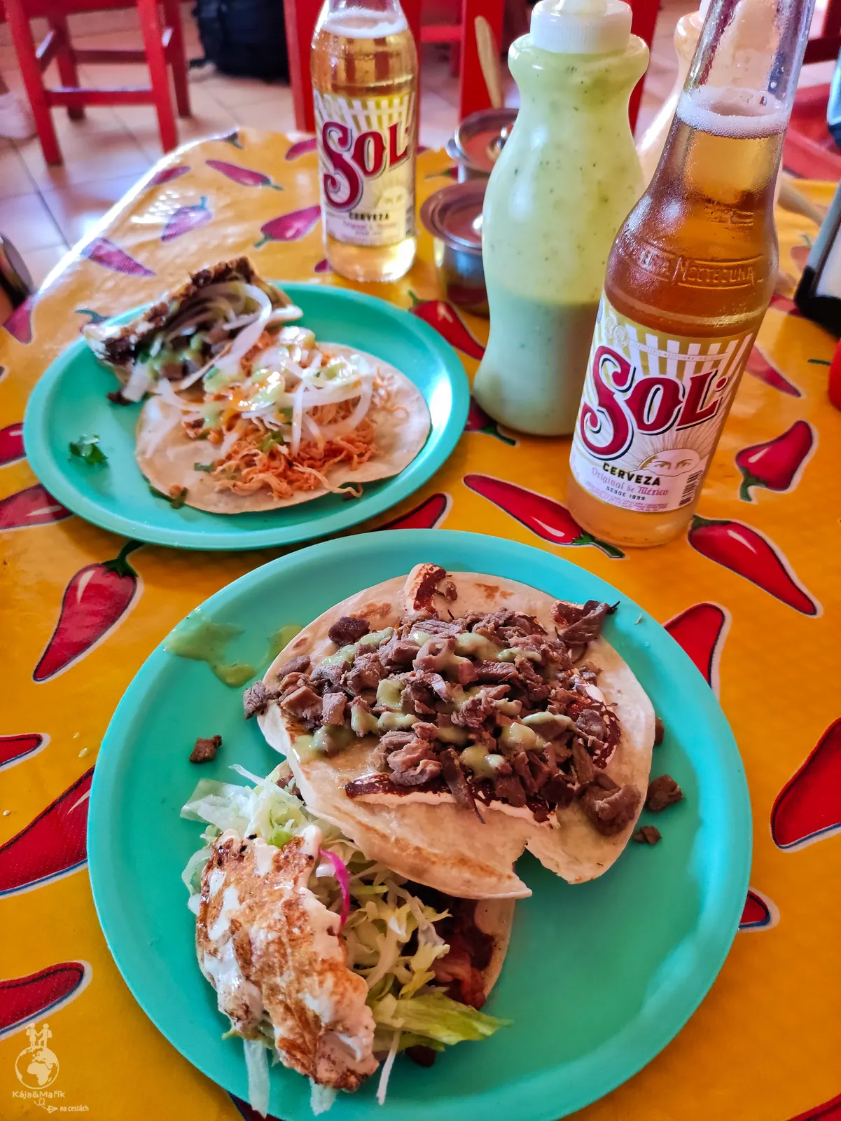 Výborné tacos a pivo Sol v restauraci Antojitos La Chíapaneca