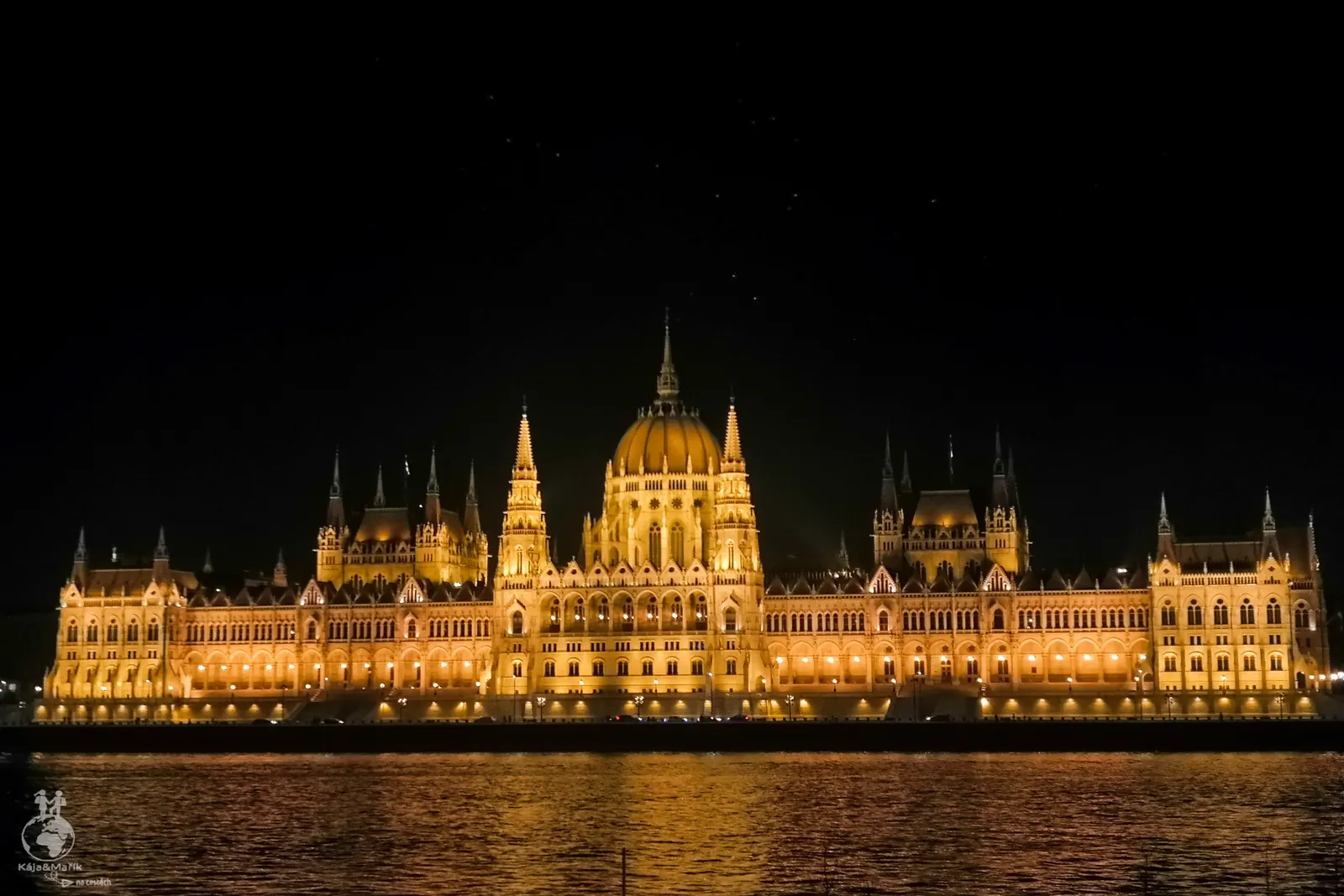 Noční Parlament