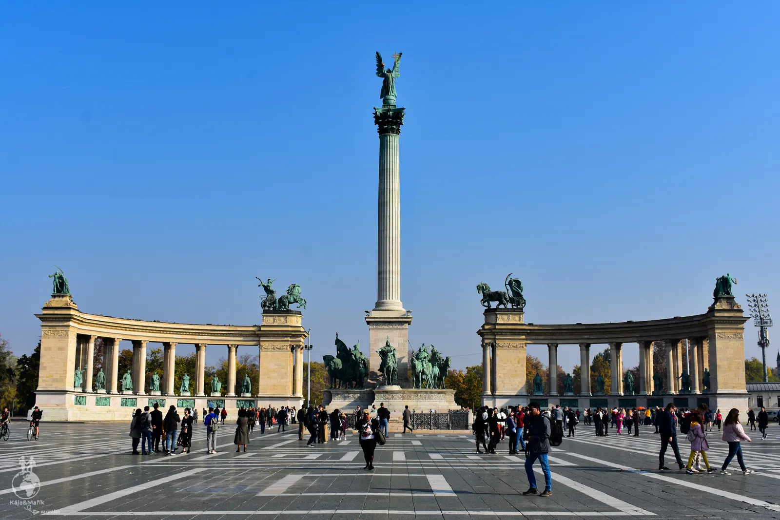 Náměstí hrdinů s dominantním Millennium Monumentem